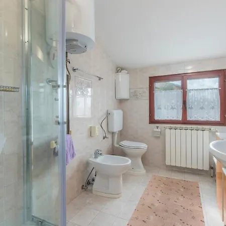 Apartment In With Terrace, Air Conditioning, Wifi, Washing Machine Porec
