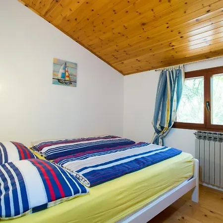 Apartment In With Terrace, Air Conditioning, Wifi, Washing Machine *