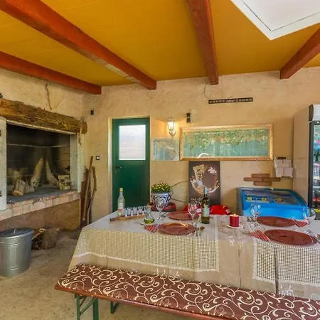 In With Terrace, Air Conditioning, Wifi, Washing Machine Porec