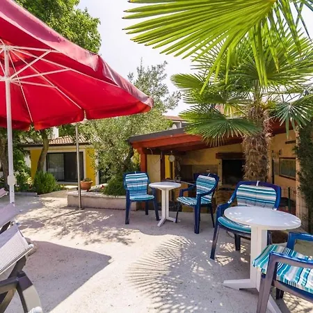 In With Terrace, Air Conditioning, Wifi, Washing Machine *